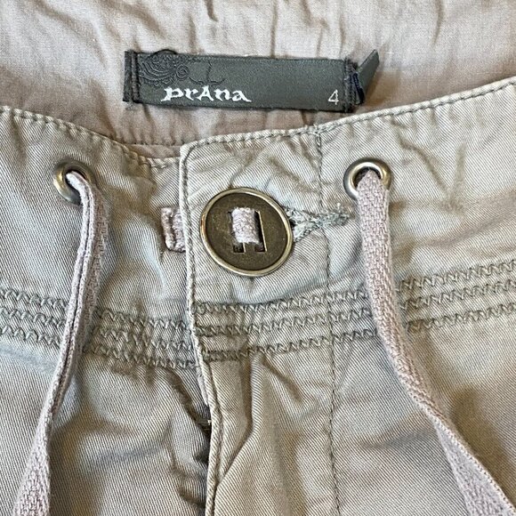 Prana Hiking Outdoor Bermuda Shorts Womens Sz 4 Gray #281M - Picture 4 of 4